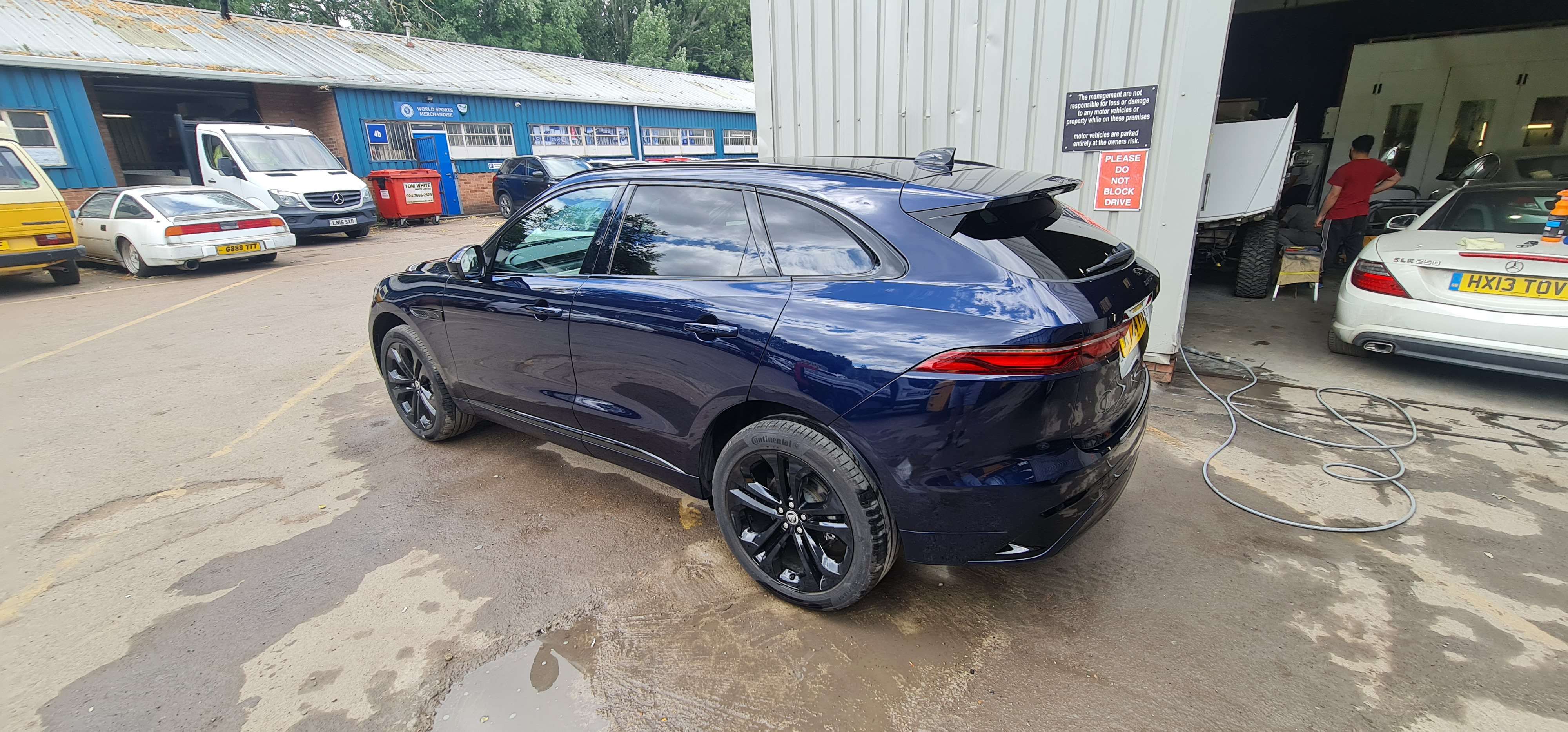 Jaguar F-Pace